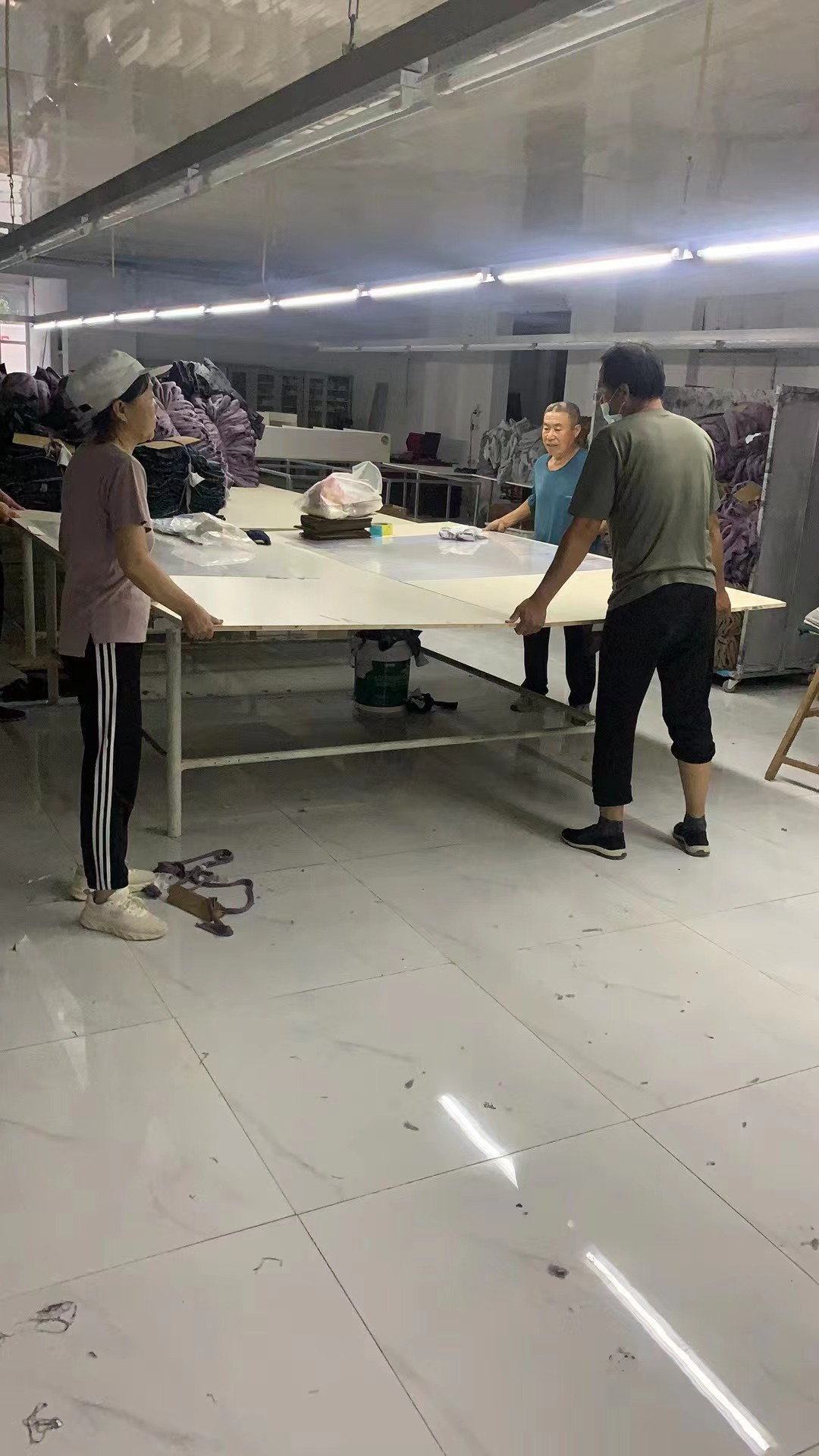 安装工作台