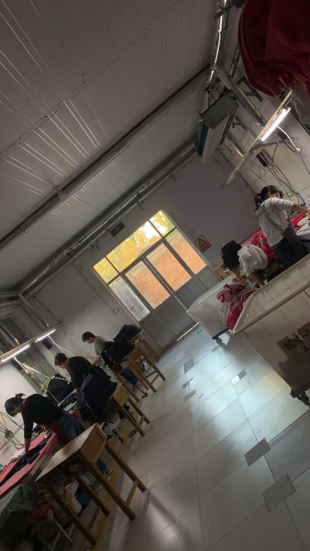 10.27熨烫车间