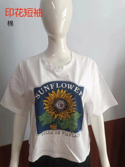 印花短袖