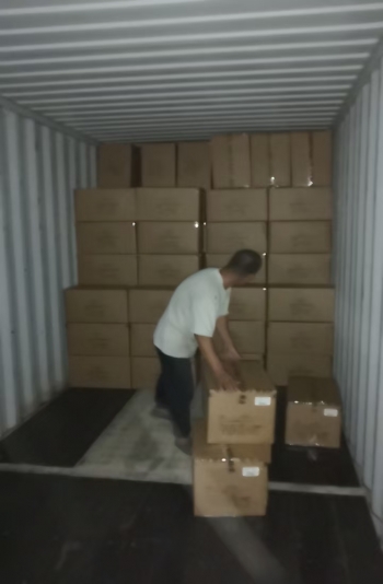 夏津鑫犇纺织有限公司精品新款夏款装小柜出货