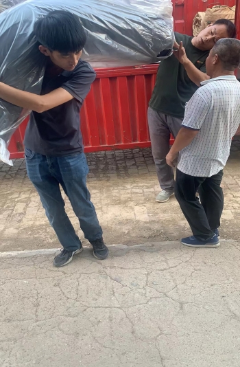 布匹到货